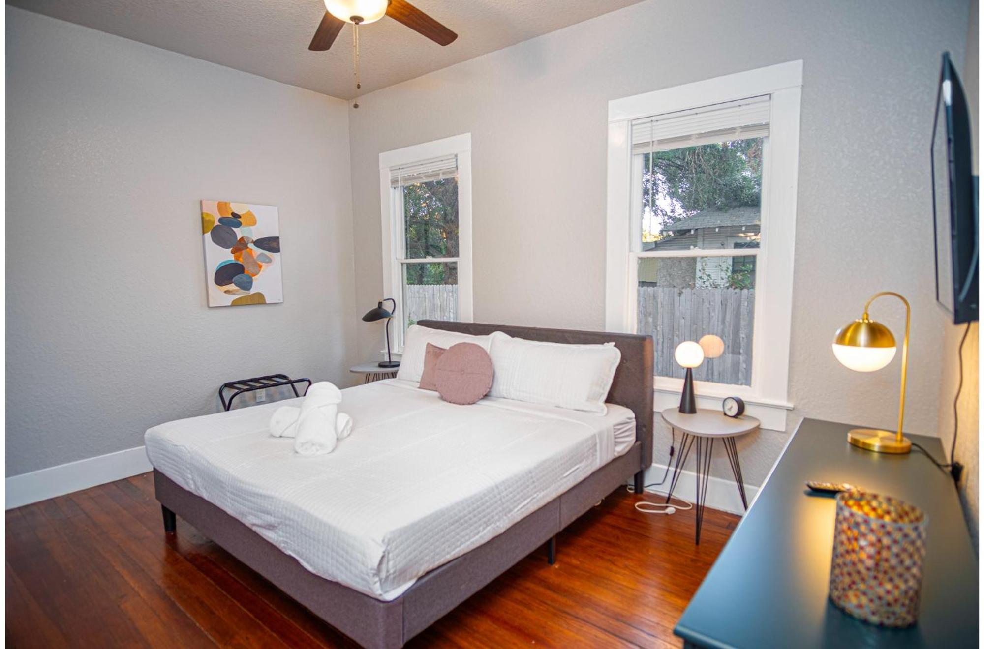 Chic Downtown Farmhouse With Garden And Bbq Grill San Antonio Exteriér fotografie